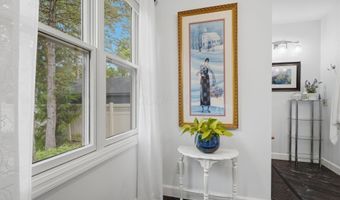 3401 Woodview Pl, Columbus, OH 43220
