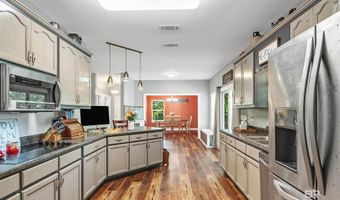 8255 A Dixon Rd, Bay Minette, AL 36507