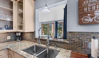 2323 PALISADES Dr, Appleton, WI 54915