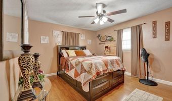 2205 Elmcrest Dr, Bardstown, KY 40004