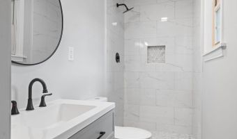 117 Bates St, Athens, AL 35611