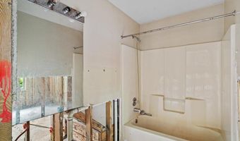 15 Shakespeare Dr, Albrightsville, PA 18210