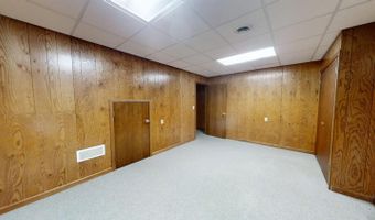 80 Hillcrest Estates Dr, Batesville, IN 47006