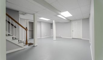 180 Pike Ave, Attleboro, MA 02703