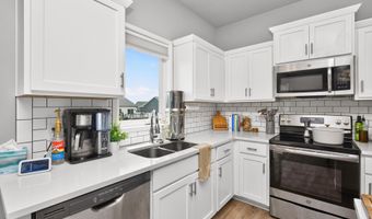 624 18th St SE, Altoona, IA 50009