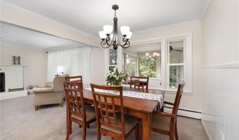 103 BIRCHWOOD Dr, North Kingstown, RI 02852