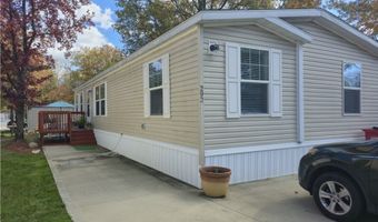 292 Maple St, Amherst, OH 44001