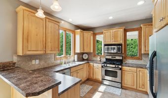 1084 38th St, Allegan, MI 49010