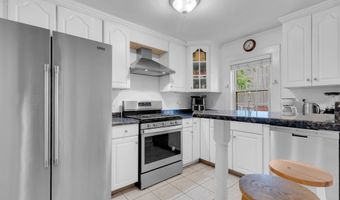 151 Alsace St, Bridgeport, CT 06604