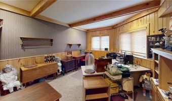 2704 Campus Ln, Albert Lea, MN 56007