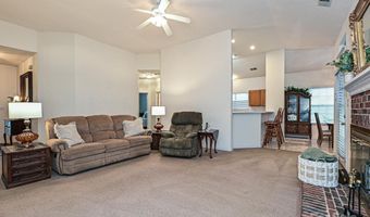 5607 Oak Dr, Charlotte, NC 28216