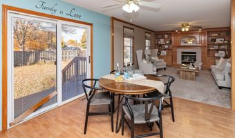 1102 9th Ave SE, Altoona, IA 50009