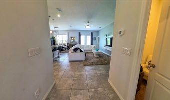 902 GRAND HILLTOP Dr, Apopka, FL 32703
