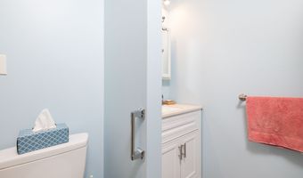 15 Boardman St, Bristol, CT 06010