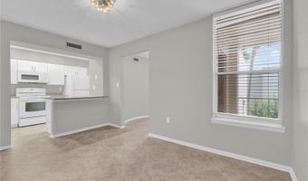 514 ORANGE Dr 31, Altamonte Springs, FL 32701