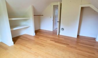 83 Marsh Rd, Belfast, ME 04915