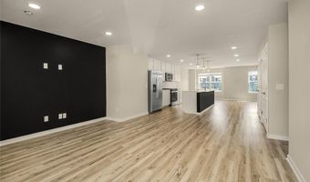 5860 156th St W, Apple Valley, MN 55124