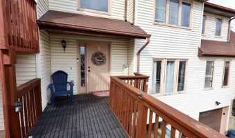 4 Sickle St, Andover, NJ 07801