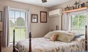 1952 Nixon Chapel Rd, Albertville, AL 35950