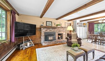 10 Candlewood Dr, Amherst, NH 03031