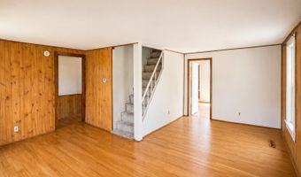 1011 Cochrane St, Aberdeen, SD 57401