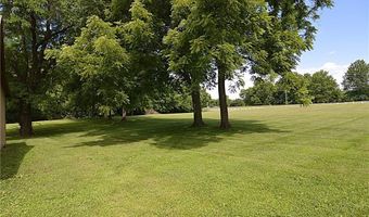 13905 Leavenworth Rd, Basehor, KS 66007