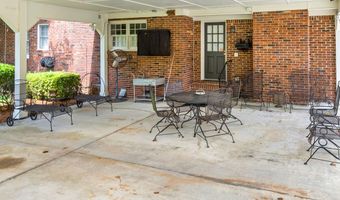 2518 E Doublegate Dr, Albany, GA 31721