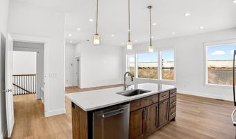 329 Lakeview Blvd, American Falls, ID 83211