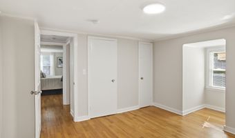 16 Deepwood Dr, Cheshire, CT 06410