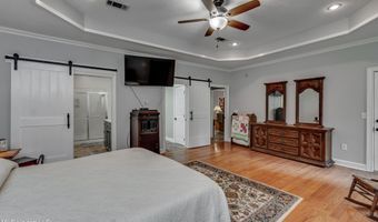 209 Lake Terrace Pl, Brandon, MS 39047