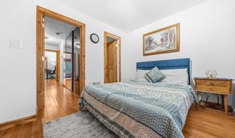 2360 S ARLINGTON RIDGE Rd, Arlington, VA 22202
