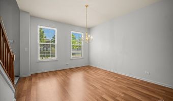 750 Majestic Dr, Algonquin, IL 60102