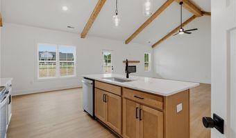 32 Creek Stone Ln, Autryville, NC 28318
