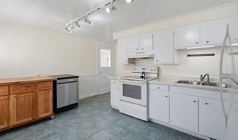 579 38th St, Allegan, MI 49010