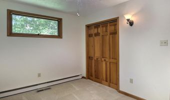 93 Skyline Dr, Albrightsville, PA 18210