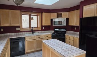 77 Shearer Ave, Bisbee, AZ 85603