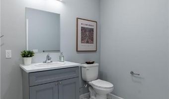 948 N Front St C-10, Allentown, PA 18102