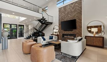 38 Moonfire Dr, Las Vegas, NV 89135