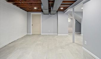 9026 MCNAIR Dr, Alexandria, VA 22309