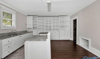 508 4th St, Athens, AL 35611