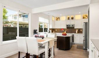 7686 E Big Canyon Dr, Anaheim, CA 92808