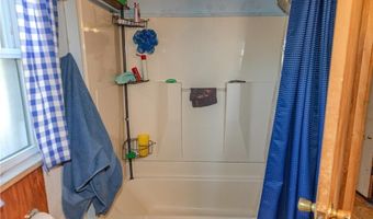 45 Howard St, Austin, IN 47102