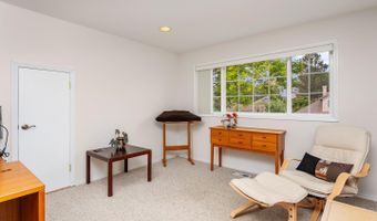 500 NW PACIFIC GROVE Dr, Beaverton, OR 97006