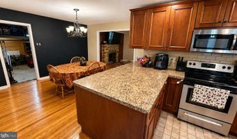 810 N LIMEKILN Pike, Ambler, PA 19002