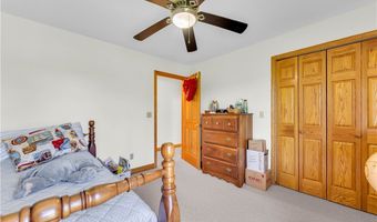 9903 Vermilion Rd, Amherst, OH 44001
