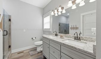 1067 LEGENDARY Pkwy, Arley, AL 35541