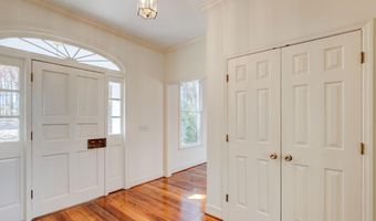 42 Brookwood Rd, Camden, SC 29020