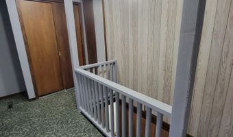 615 N 3rd St, Aberdeen, SD 57401