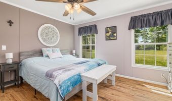 14231 Dykeland Rd, Amelia Court House, VA 23002