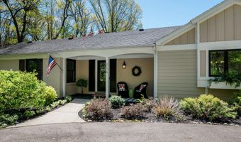 266 Pettis Ave NE, Ada, MI 49301